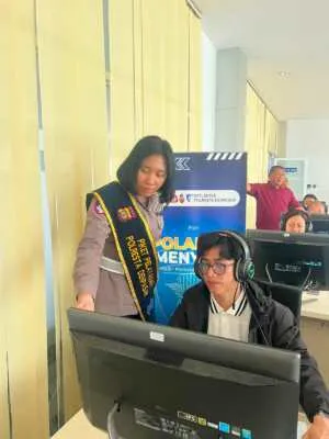 Polantas Menyapa: Satpas SIM Polresta Denpasar Berikan Pendampingan Humanis Saat Ujian Teori