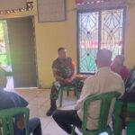Komsos Jadi Sarana Babinsa Koramil Poto Tano Pererat Silaturahmi dengan Warga.