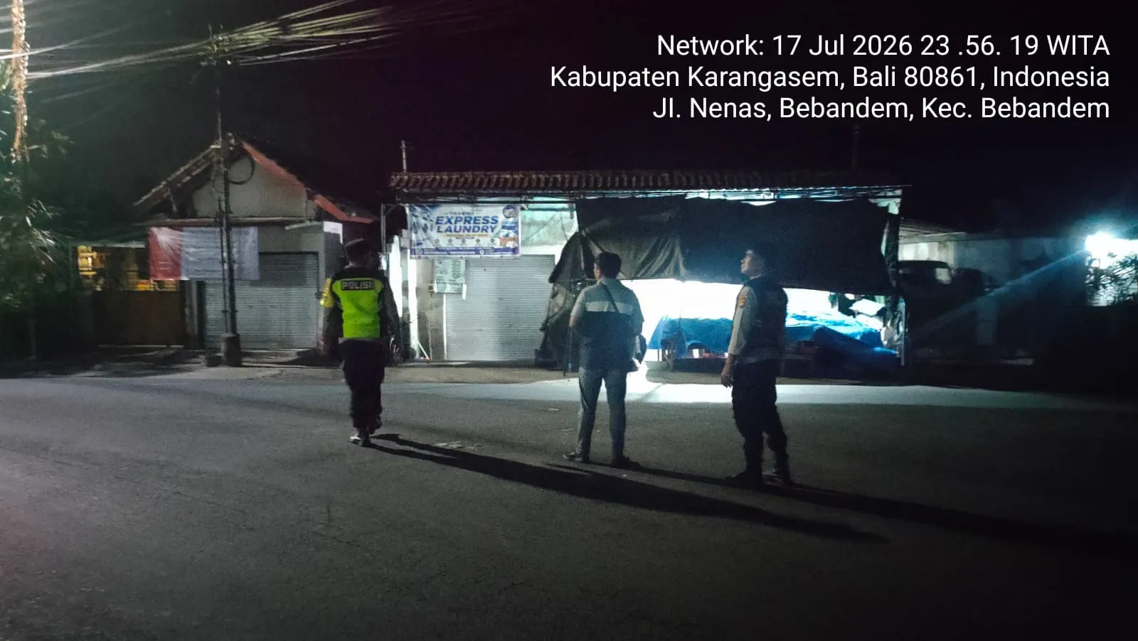 Cegah Kejahatan Malam Hari, Polsek Bebandem Gelar Blue Light Patrol di Sejumlah Desa