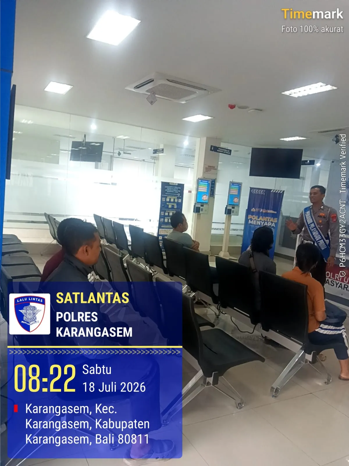 Wujudkan Pelayanan Prima, Satpas Polres Karangasem Laksanakan Pelayanan dengan Senyum, Sapa, Salam Polda Bali-Polres Karangasem-Satuan Lalu Lintas Polres Karangasem