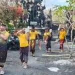Polsek Nusa Penida Gelar Bakti Religi di Pura Puncak Mundi, Wujud Kepedulian Menyambut Pelaksanaan Karya