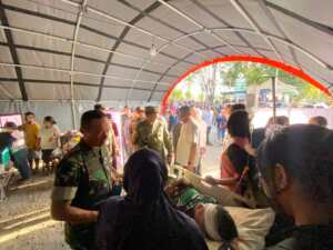 Serka Rusli Jadi Perhatian Wapres Gibran Saat Kunjungi Pengungsi Gempa di Sikka