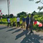 Babinsa Penglatan Hadir di Tengah Masyarakat, Perkuat Nasionalisme Lewat Gotong Royong