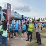 Sinergi Bersama Pecalang dan Bhabinkamtibmas, Babinsa Sukseskan Pengamanan Upacara Adat di Pantai Delodberawah