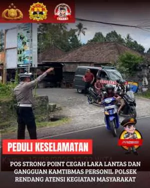 Personil Polsek Rendang Melaksanakan Pos Strong Point Cegah Laka Lantas