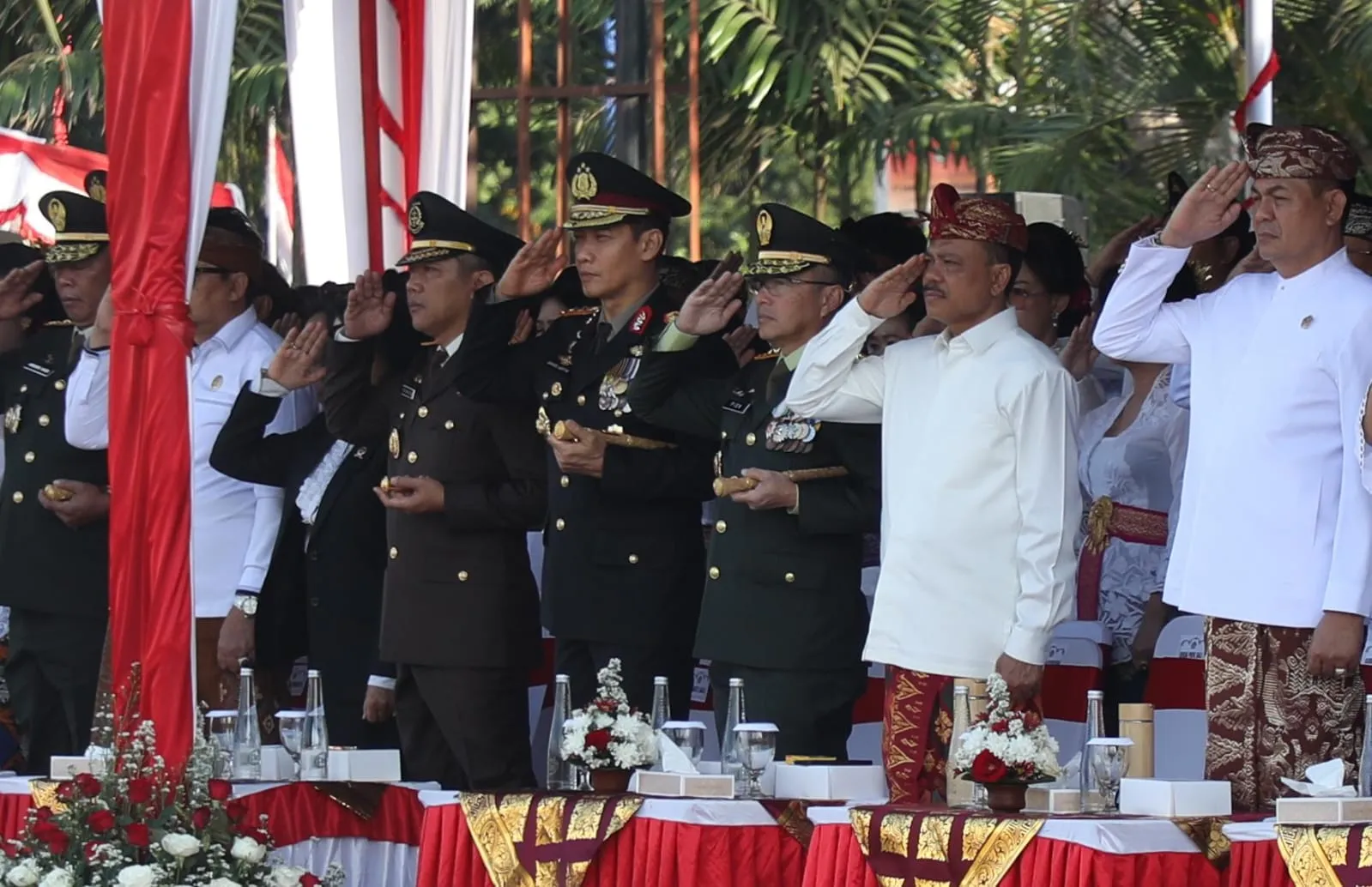 Kapolda Bali Hadiri Upacara Hari Jadi ke-68 Provinsi Bali, Teguhkan Sinergi untuk Kejayaan Bali