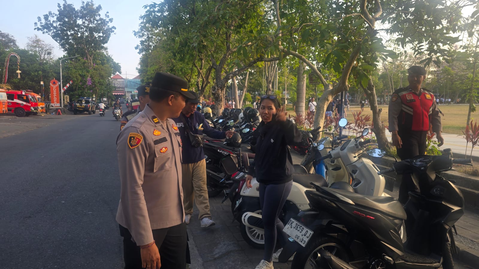Sasar Kawasan Aktivitas Publik, Personel Gabungan Cegah Gangguan Kamtibmas di Lapangan Bajra Sandhi