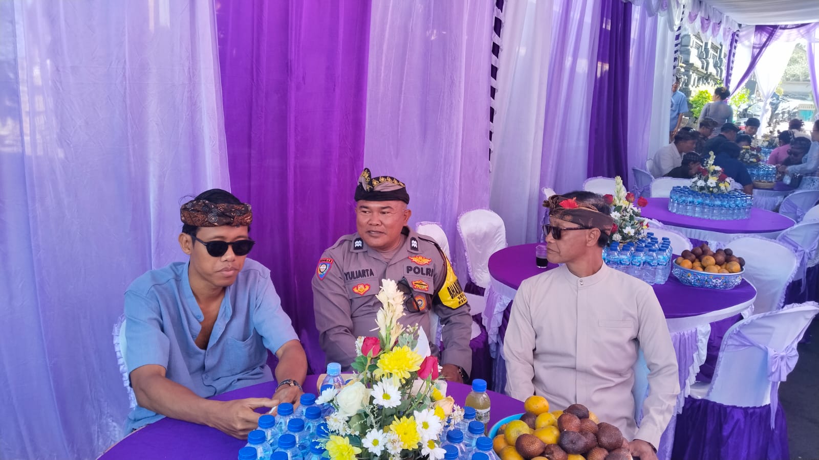 Perkuat Sinergi dengan Tokoh Adat, Bhabinkamtibmas Beng Jaga Kamtibmas Tetap Kondusif