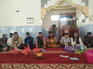 ‎Jaga Kebersamaan, Babinsa Kukin Hadiri Peringatan Maulid Nabi