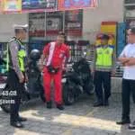 Personil Polsek Rendang Melaksanakan Pos Strong Point Di Jalur Keramaian Cegah Laka Lantas