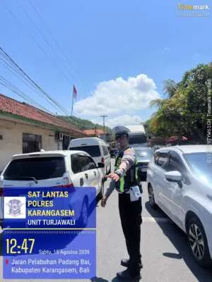 Laksanakan Pengaturan dan Penjagaan di Pertigaan Padang Bay, Satlantas Polres Karangasem Terjunkan Unit Turjawali