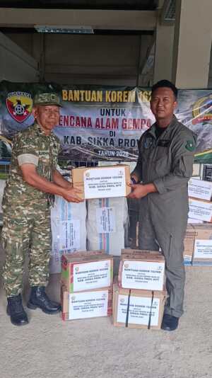 ​Aksi Cepat Kodim 1608/Bima Mobilisasi Bantuan Gempa NTT dari Bandara Sultan M. Salahuddin