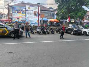 Tingkatkan Rasa Aman di Tengah Pasar, Polsek Kota Polres Bangli dipimpin Pawas Sambangi Pasar