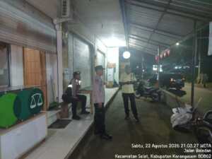 Blue Light Patrol Polsek Selat Sasar Obyek Vital, Dialogis dengan Satpam, Situasi Aman dan Kondusif