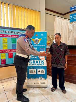 Polres Karangasem  Terus Gencarkan Aplikasi Signal Samsat, Permudah Layanan Pajak bagi Masyarakat