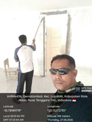 Tahap Finishing KDKMP Oematamboli, Babinsa Lakukan Pemantauan Pengecatan