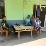 Jalin Kedekatan dengan Masyarakat, Babinsa Blatatatin Aktif Bangun Komunikasi Sosial