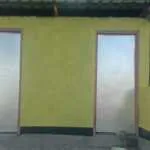 Tahap Penyelesaian MCK Kapela Santo Paulus Oelmuke Berlanjut, Pemasangan Dua Pintu Dikerjakan