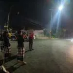 Sinergi Bhabinkamtibmas Desa Selemadeg Amankan Pengerehan Tapakan