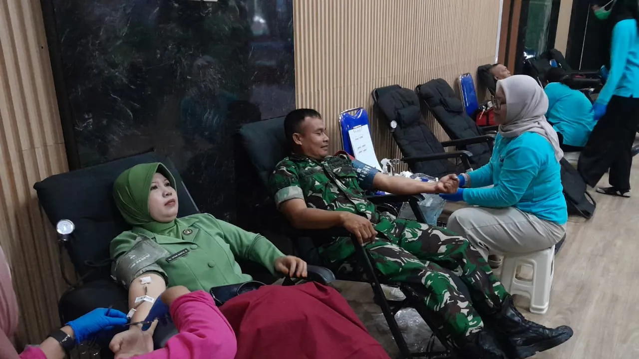 Kodim Mataram Ajak Keluarga Besar TNI Berbagi