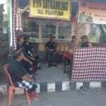 Bangun Sinergi dan Kepedulian Bersama, Babinsa Umeanyar Aktif Pantau Perkembangan Situasi Wilayah melalui Komsos