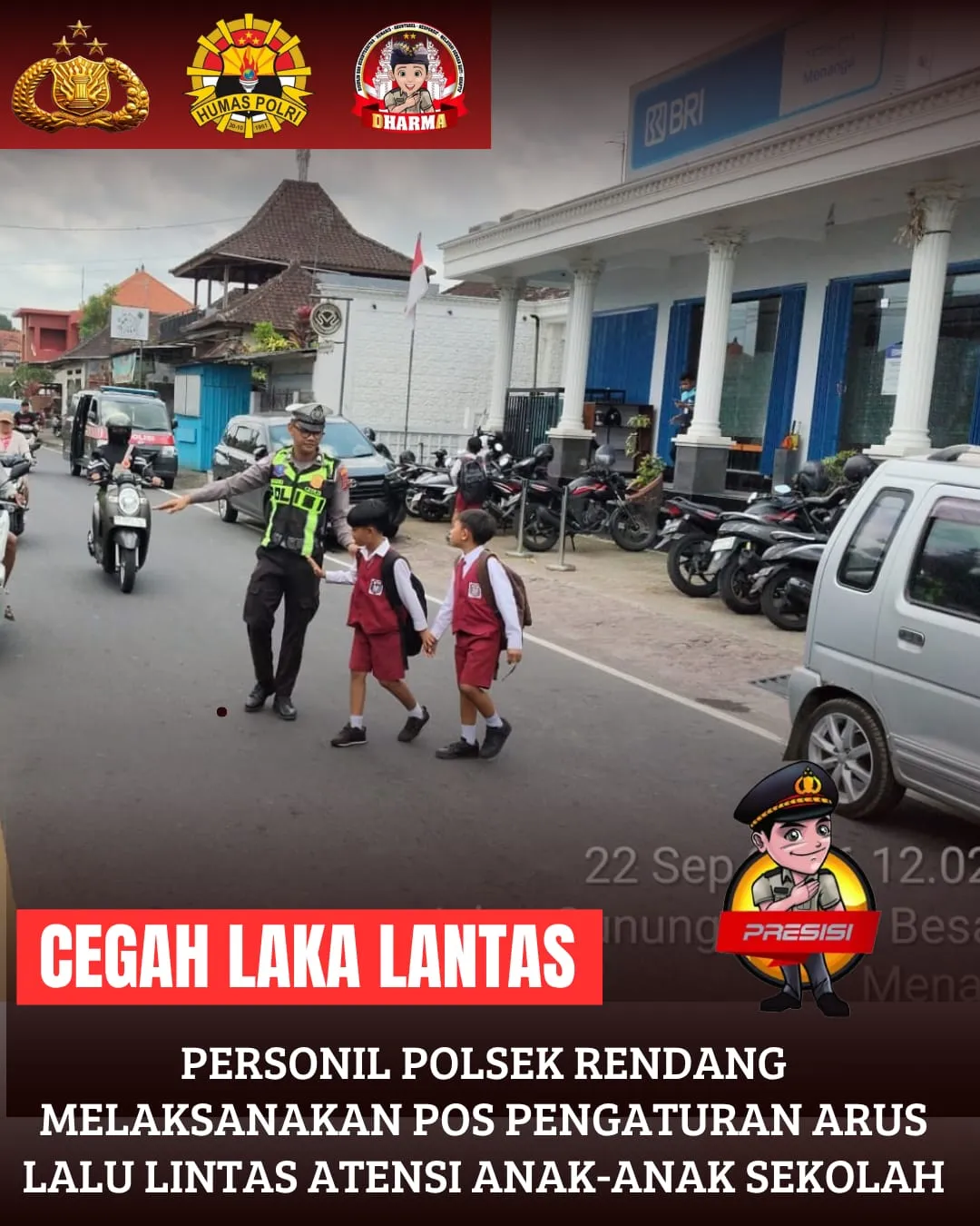 Personil Polsek Rendang Melaksanakan Pos Keselamatan Strong Point Atensi Anak-anak Sekolah Cegah Laka Lantas
