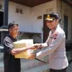 Wujud Empati dan Kepedulian, Kapolres Karangasem Serahkan Bantuan kepada Keluarga Korban Penganiayaan di Selat