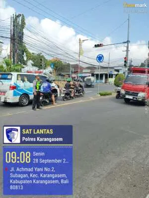 Personil Lantas Laksanakan Gatur Pagi Demi Ketertiban dan Kelancaran Arus Lalin di Ktl 1 Subagan