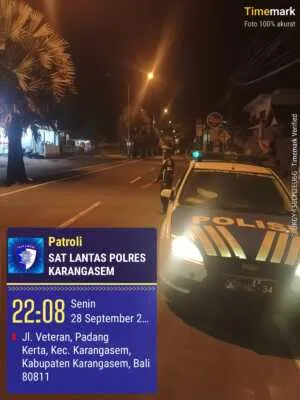 Blue Light  dan Patroli Barcode Sat Lantas Polres Karangasem Atensi Jalur 11 Jalan Veteran