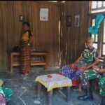 Jalin Kedekatan dengan Warga, Satgas Pamtas Pos Fatuha Laksanakan Komsos dan Anjangsana