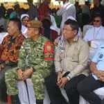 Personel Satgas Pamtas Sektor Barat Pererat Silaturahmi Lewat Misa Syukur di Desa Salu