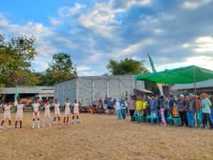 Pererat Silaturahmi, Babinsa Dukung Turnamen Mini Soccer Desa Sondosia