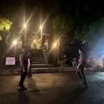 Cegah Gangguan Kamtibmas, Unit Samapta Polres Klungkung Patroli Malam di Pura Goa Lawah