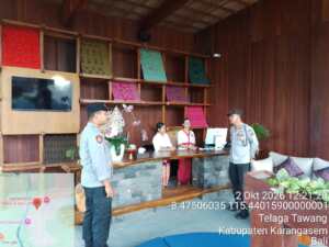 Polsek Sidemen Gelar Patroli Yustisi, Antisipasi Gangguan Kamtibmas di Kawasan Villa Tebola