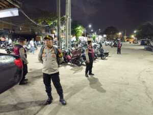 Polsek Kuta Utara Gelar Patroli Preventif di Kawasan Wisata Batu Bolong Canggu