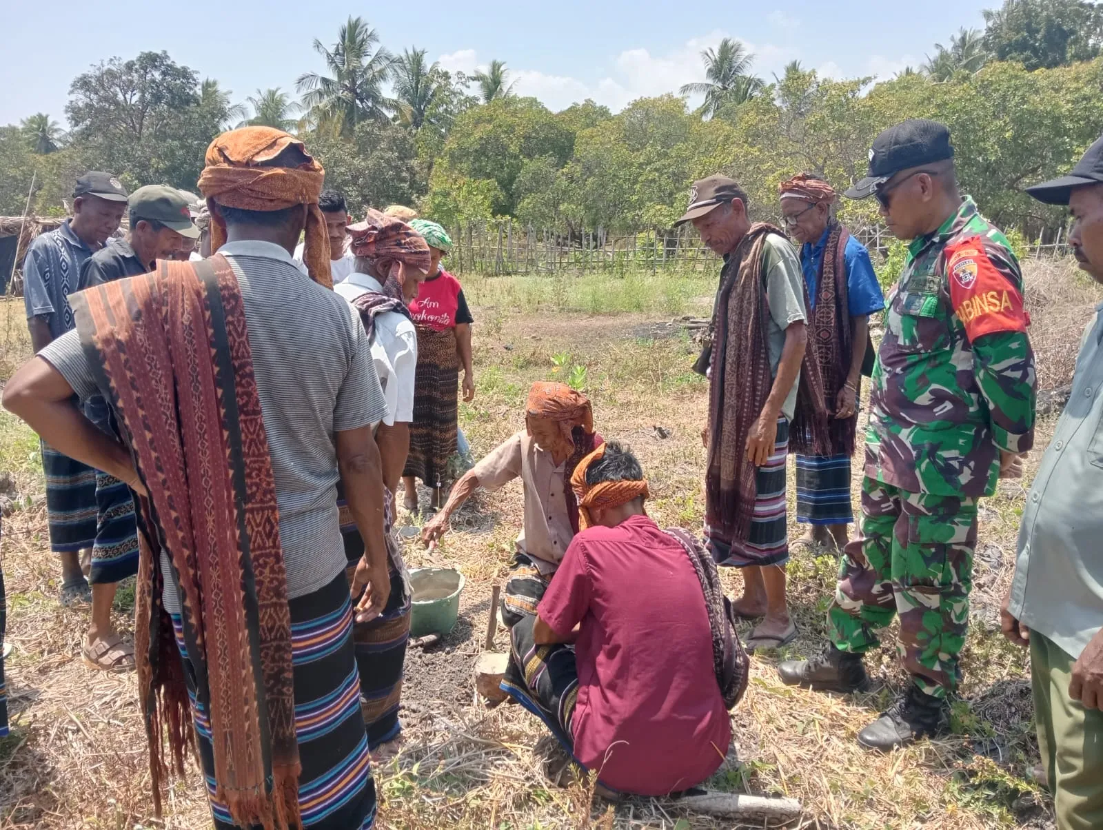 Tingkatkan Hasil Panen Petani, Irigasi Pompa Bantuan Dinas Pertanian Mulai Dibangun di Maurole
