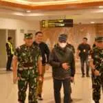 Kasrem 161/Wira Sakti Dampingi Keberangkatan Pangdam XXVII/Sobe Sonbai dari Bandara El Tari Kupang