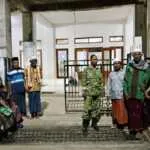 Cegah Gangguan Kamtibmas, Babinsa Wawo Sambangi Empat Desa Binaan