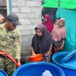 SEMANGAT SUMPAH PEMUDA, PRAJURIT DENMA BRIGIF TP 31/PS BANTU WARGA PEKAT ATASI KRISIS AIR BERSIH